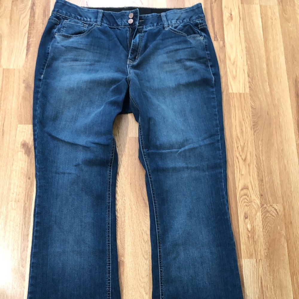 Lane Bryant size 18 long boot cut tummy tuck